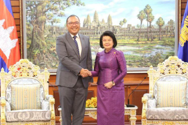 កម្ពុជា-ឥណ្ឌូនេស៊ីប្តេជ្ញាលើកកម្ពស់ទំនាក់ទំនងសភាពាណិជ្ជកម្មនិងទំនាក់ទំនងប្រជាជននឹងប្រជាជន